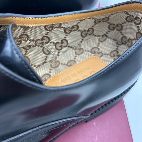 Men’s Gucci, leather black cap toe Oxford‘s size 9, made in Italy main image 5